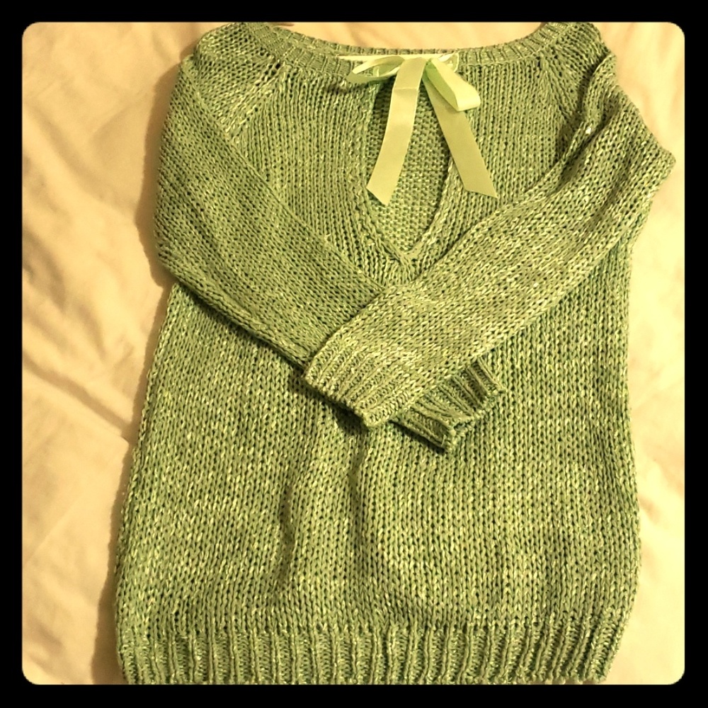 Miracle USA Fall sweater